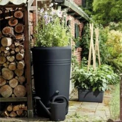 Elho Green Basics Regenton - Regenton - Living Black - Buiten - 200 Liter 33 Elho Green Basics Regenton - Regenton - Living Black - Buiten - 200 Liter -Tuin En Buiten 1198x1200 5