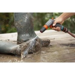 GARDENA - Premium Reinigingssproeier Spuitpistool - Metaal - Voor Reiniging En Bewatering 24 GARDENA - Premium Reinigingssproeier Spuitpistool - Metaal - Voor Reiniging En Bewatering -Tuin En Buiten 1200x1200 605