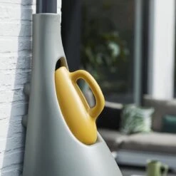 Elho Pure Raindrop 70L - Geel/Oker -Tuin En Buiten 1200x1200 667