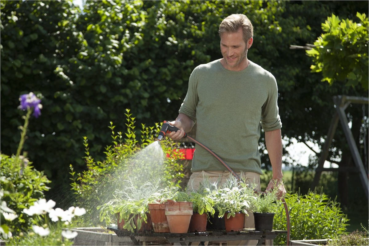 GARDENA - Premium Reinigingssproeier Spuitpistool - Metaal - Voor Reiniging En Bewatering 6 GARDENA - Premium Reinigingssproeier Spuitpistool - Metaal - Voor Reiniging En Bewatering - Afbeelding 6