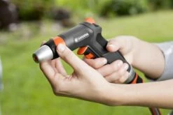 GARDENA - Premium Reinigingssproeier Spuitpistool - Metaal - Voor Reiniging En Bewatering 31 GARDENA - Premium Reinigingssproeier Spuitpistool - Metaal - Voor Reiniging En Bewatering -Tuin En Buiten 1200x800 134