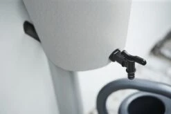 Elho Green Basics Rain Catcher 33 - Regenton Voor Balkonbuiten - Ø 33.5 X H 73.5 Cm - Grijs/Living Concrete 17 Elho Green Basics Rain Catcher 33 - Regenton Voor Balkonbuiten - Ø 33.5 X H 73.5 Cm - Grijs/Living Concrete -Tuin En Buiten 1200x800 145