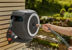 GARDENA - Wandslangenbox RollUp S - Slanghouder - 15 Meter - Ø 11 Mm 23 GARDENA - Wandslangenbox RollUp S - Slanghouder - 15 Meter - Ø 11 Mm -Tuin En Buiten 1200x838 2