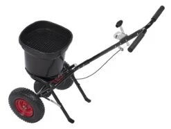 Kreator KRTGR9005 Strooiwagen - 300 Tot 370 Cm Strooibreedte - 23 Liter 13 Kreator KRTGR9005 Strooiwagen - 300 Tot 370 Cm Strooibreedte - 23 Liter -Tuin En Buiten 1200x904 1