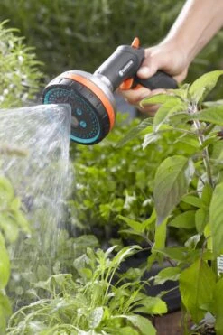 GARDENA - Premium Multifunctionele Broeskop - Exclusief Verlengsteel -Tuin En Buiten 799x1200 10