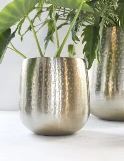 Gina Da - Bloempot - Karakter - Goud - Metaal - 15 Cm Hoog -Tuin En Buiten 926x1200 2